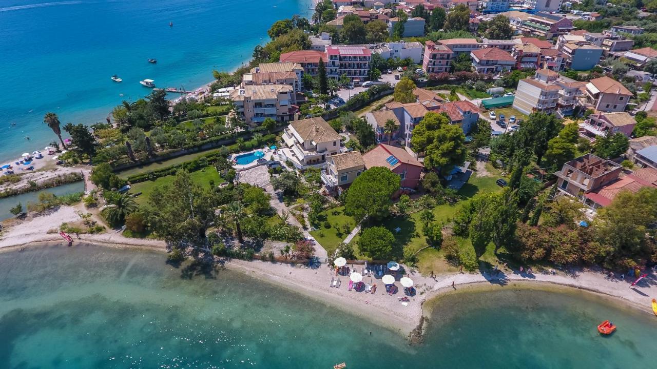 Palmyra Beachfront Studios Нидри Екстериор снимка