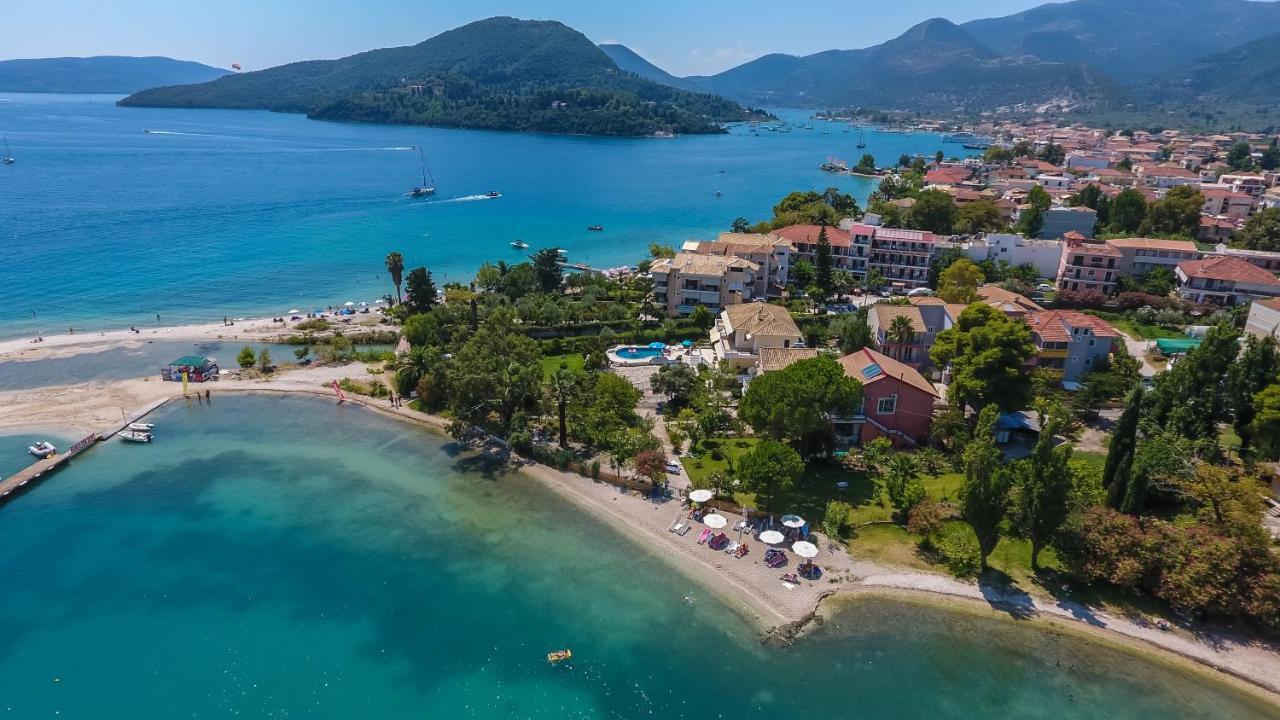 Palmyra Beachfront Studios Нидри Екстериор снимка